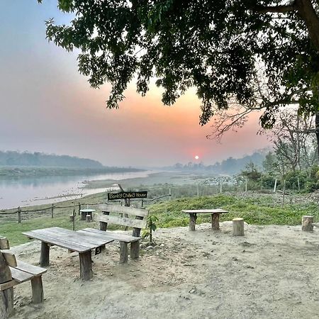 Bamby Chilling House - Feel The Nature Sauraha Kültér fotó